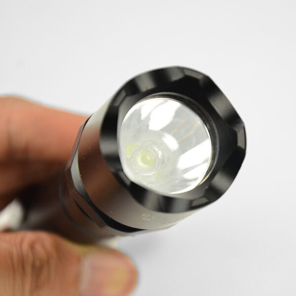 Outdoor standard high-intensity flashlight for security guards, campus duty and patrol equipment, rechargeable three-level variable light illumination flashlight