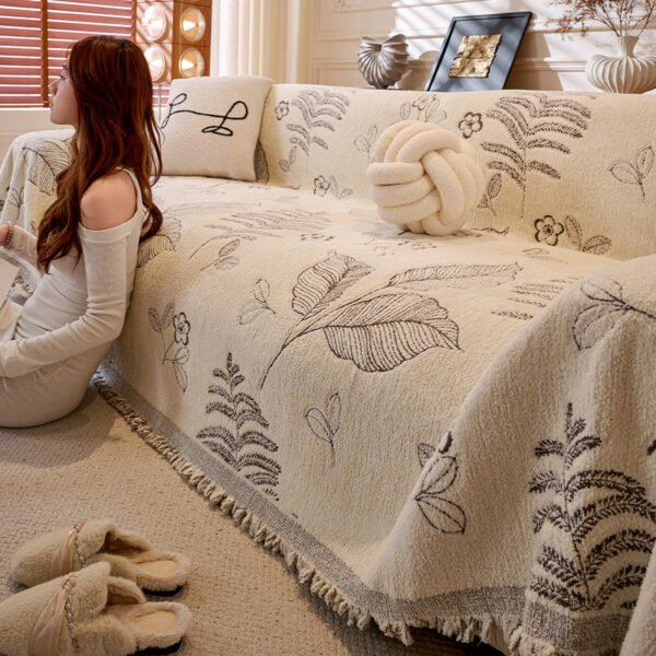 Winter plush sofa towel, one full cover, light luxury, high-end feeling, Chanel retro French sofa cover fabric, autumn and winter - Image 2