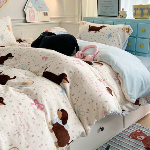Winter Thick Milk Velvet 4-piece Cute Cartoon Duvet Cover Student Dormitory Bed Sheet Warm Double sided Velvet 3-piece Set - Image 2
