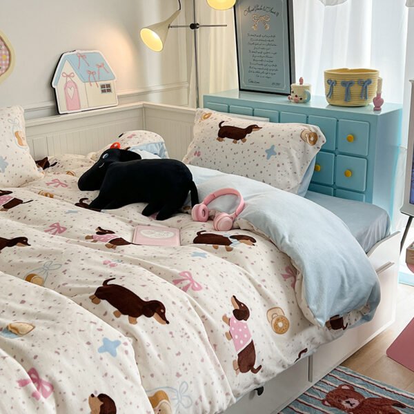 Winter Thick Milk Velvet 4-piece Cute Cartoon Duvet Cover Student Dormitory Bed Sheet Warm Double sided Velvet 3-piece Set